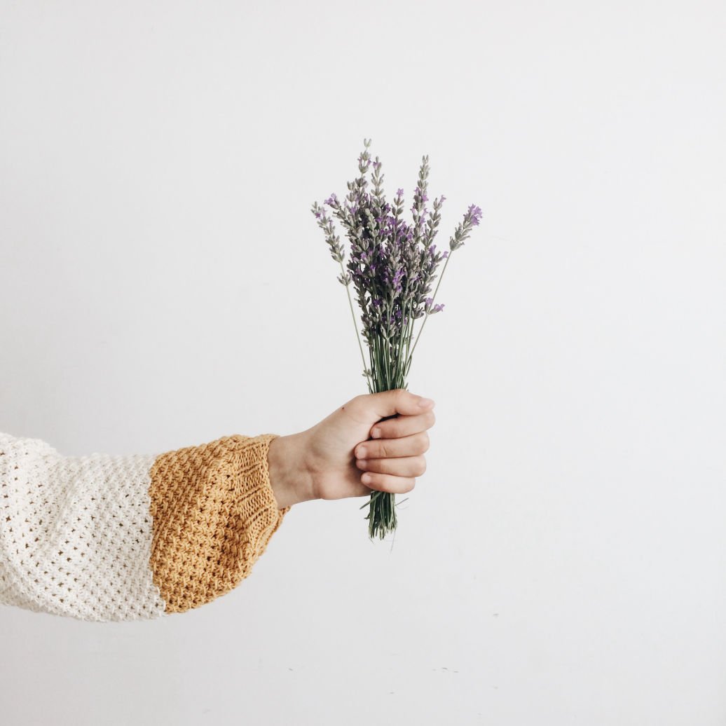 Make a mini lavender besom.